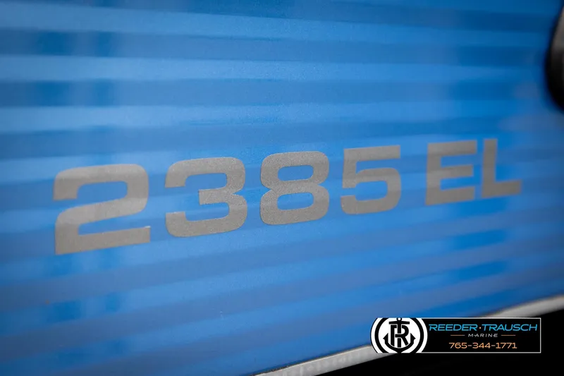 Slide: The Image of Avalon 2385 CAT EL 2020 model, blue background with branding details. - 47