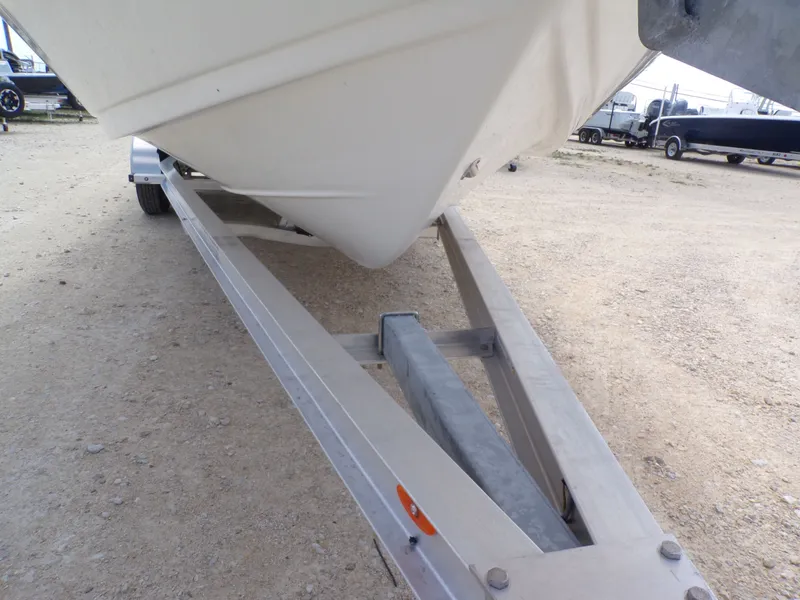 Slide: The Image of Tidewater 2410 Bay Max 2025 - 11