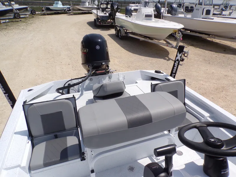 Slide: The Image of Xpress SW20B 2025 - 27