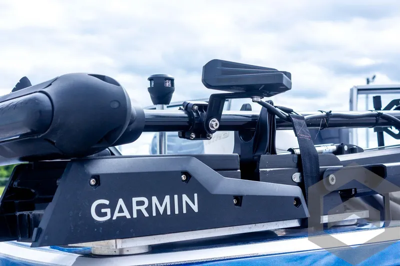 Slide: The Image of Garmin equipment on 2022 Nitro Z19 Sport boat, showcasing advanced marine technology. - 21