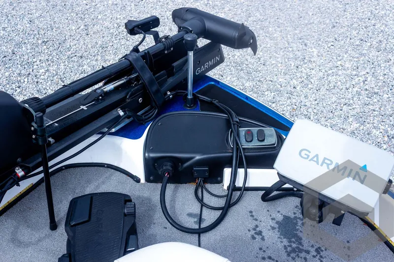 Slide: The Image of 2022 Nitro Z19 Sport boat with Garmin electronics and trolling motor setup. - 29