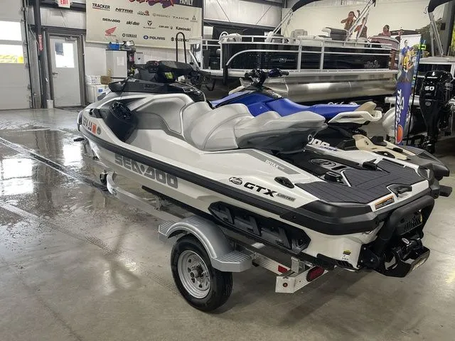 Slide: The Image of Sea-Doo GTX 2025 - 4