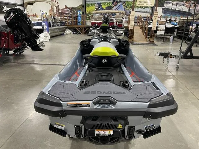 Slide: The Image of Sea-Doo RXT-X 2025 - 5
