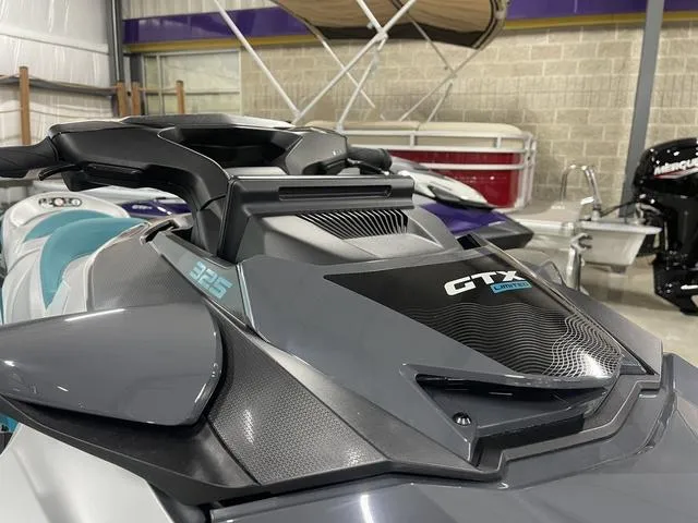 Slide: The Image of Sea-Doo GTX 2025 - 11