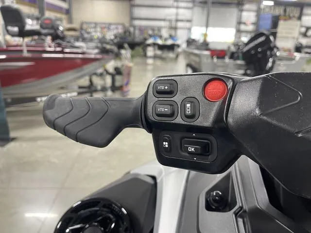 Slide: The Image of Sea-Doo GTX 2025 - 16