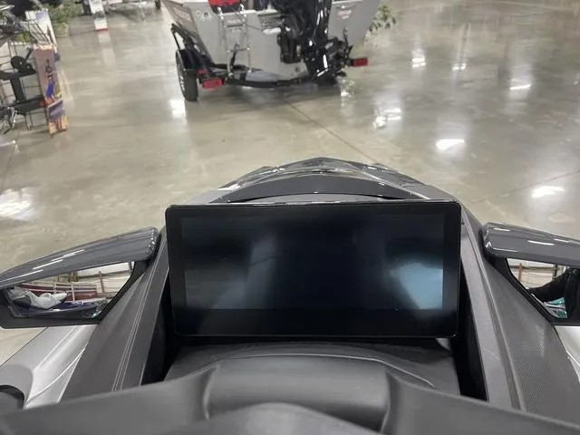 Slide: The Image of Sea-Doo GTX 2025 - 18