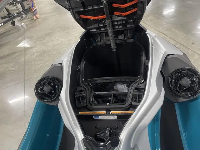 Slide: The Image of Sea-Doo GTX 2025 - 20