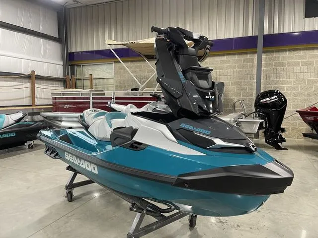 Slide: The Image of Sea-Doo GTX 2025 - 21