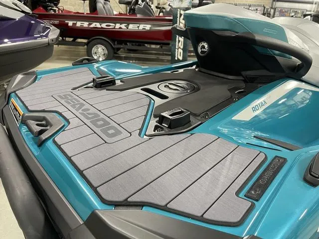 Slide: The Image of Sea-Doo GTX 2025 - 7