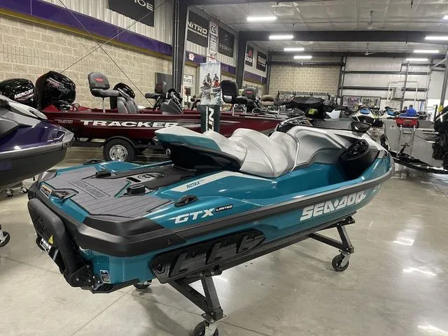 Slide: The Image of Sea-Doo GTX 2025 - 8