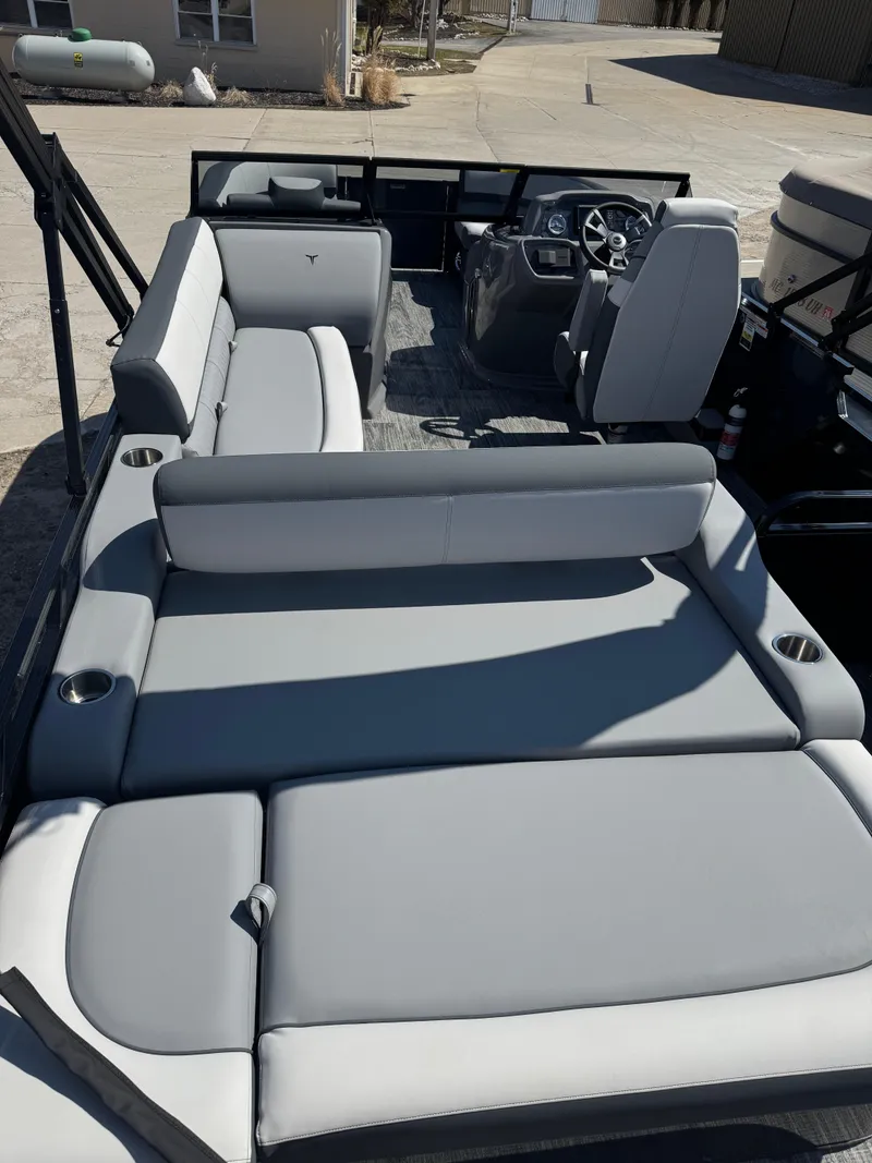 Slide: The Image of 2025 Tahoe Pontoon LTZ Versatile Rear Bench Windshield with spacious seating and modern design. - 17