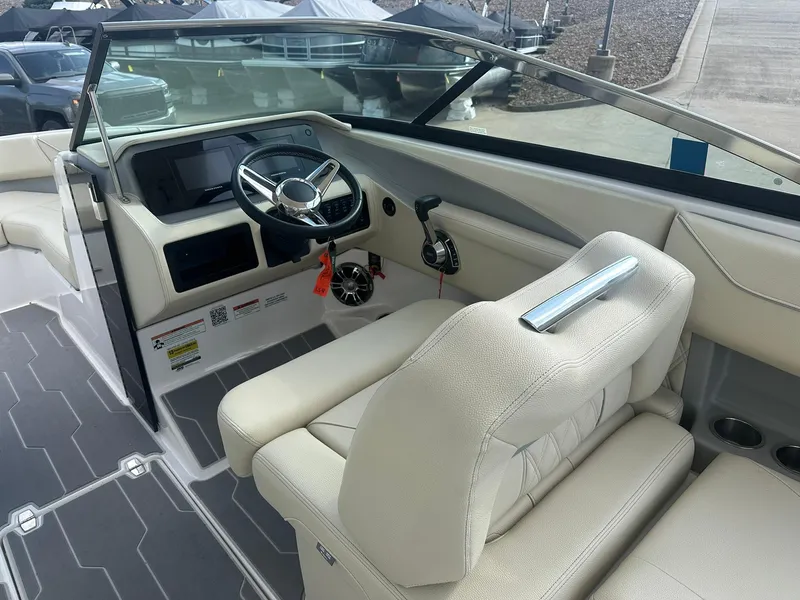 Slide: The Image of Regal LS4 Surf 2022 - 50