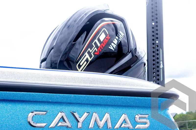 Slide: The Image of 2025 Caymas CX 20 PRO boat with Yamaha SHO VMAX engine, close-up view. - 19