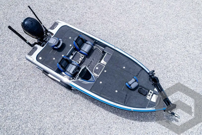 Slide: The Image of 2025 Caymas CX 20 PRO boat, aerial view, sleek design, dual seats, modern features. - 32