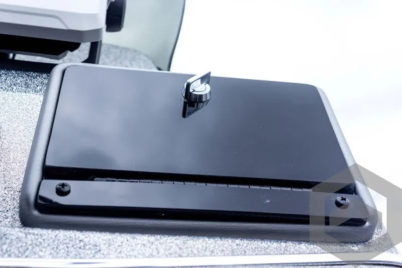 Slide: The Image of Caymas CX 20 PRO 2025 - 55