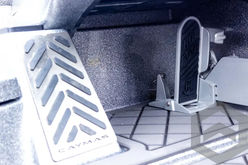 Slide: The Image of Caymas CX 20 PRO 2025 - 58