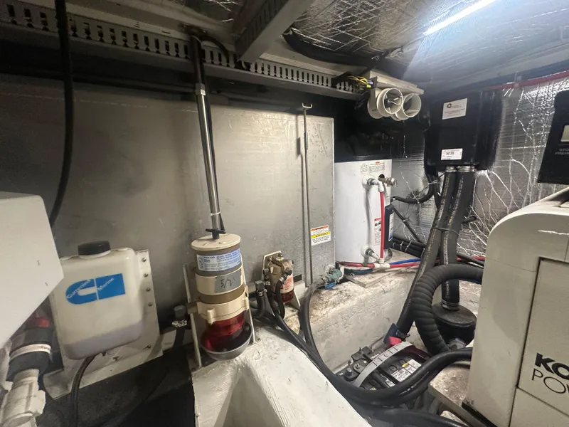 Slide: The Image of Carver 506 Motor Yacht 2000 - 95