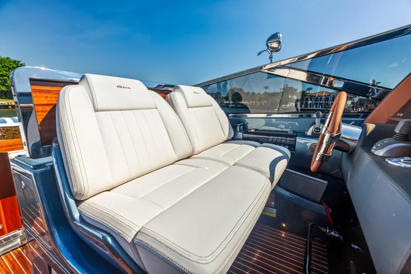 Slide: The Image of Riva 38' RIVAMARE 2024 - 36