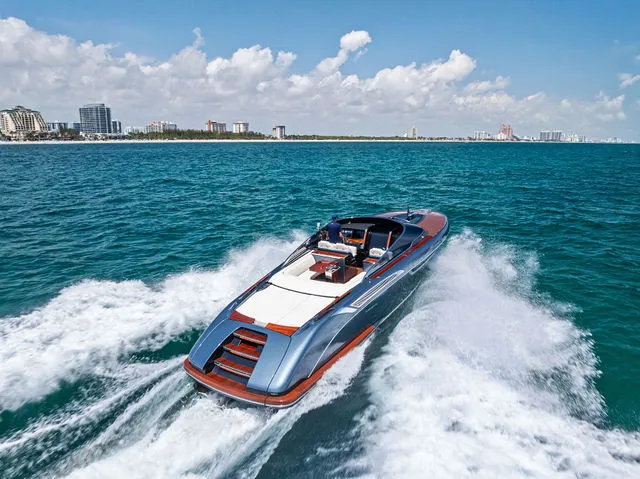 Slide: The Image of Riva 38' Rivamare 2024 - 57