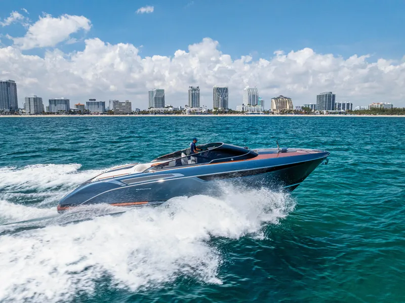 Slide: The Image of Riva 38' RIVAMARE 2024 - 8