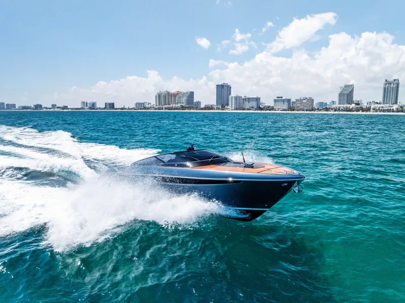 Slide: The Image of Riva 38' RIVAMARE 2024 - 9