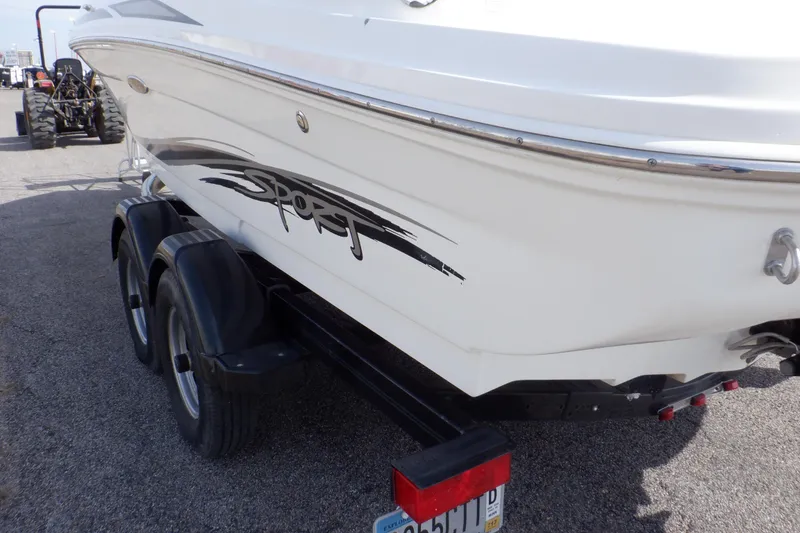Slide: The Image of Sea Ray 205 Sport 2012 - 53