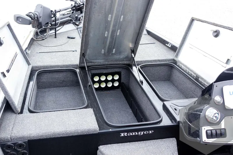 Slide: The Image of Ranger RT188 2019 - 19