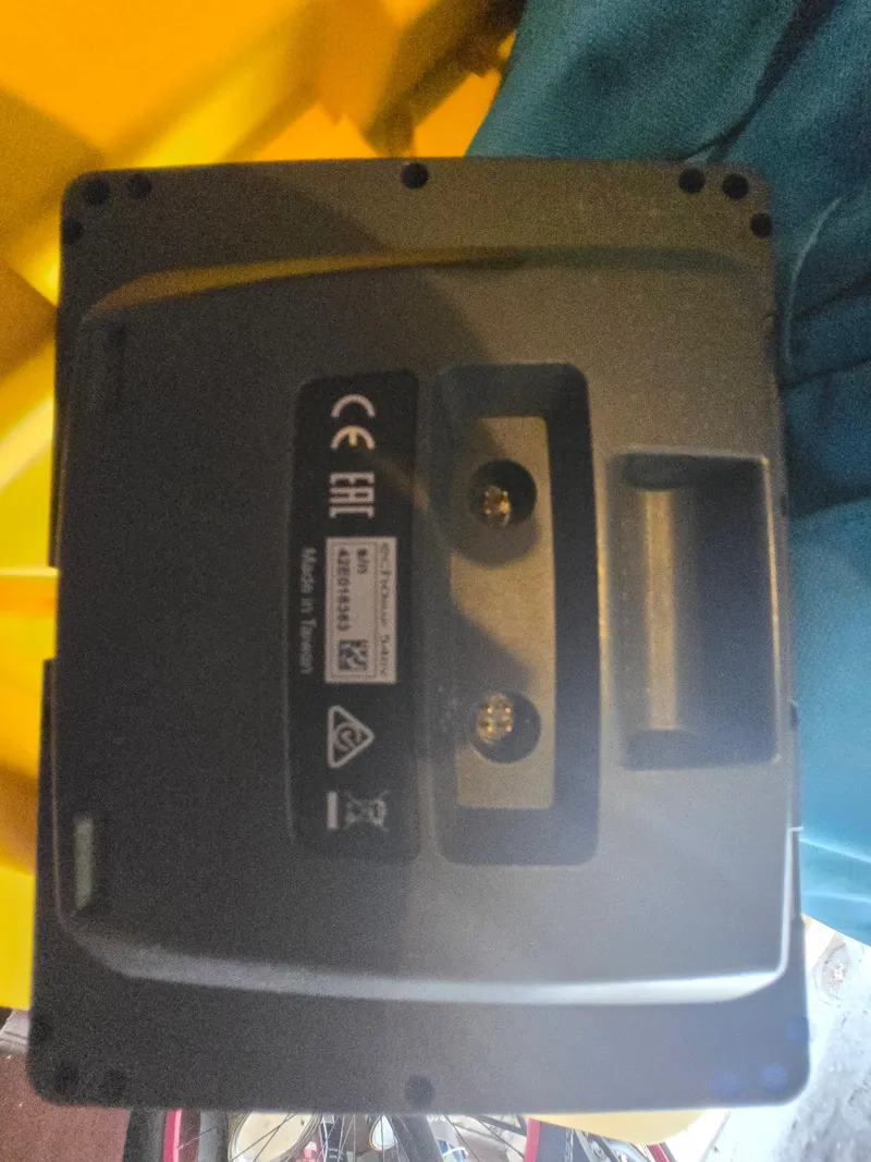 Slide: The Image of Back view of a 1994 Mako 231 device with visible labels and connectors. - 32