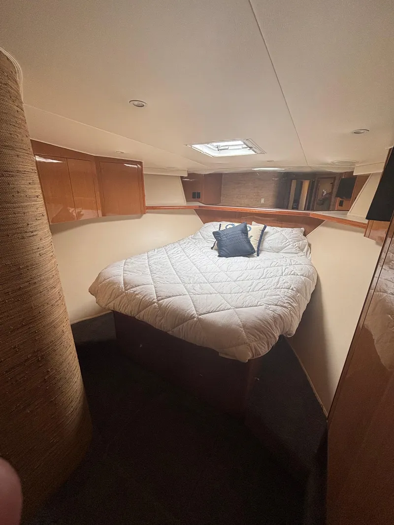 Slide: The Image of Fwd VIP - 30