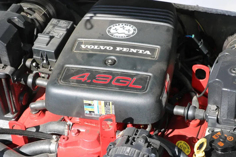 Slide: The Image of Volvo Penta 4.3GL engine in a 2009 Glastron GT185 boat. - 29