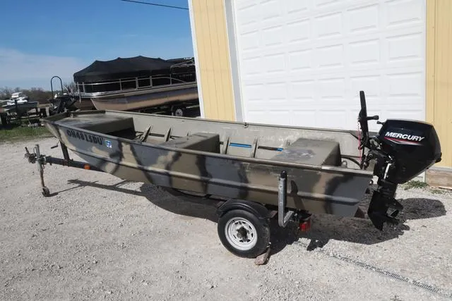 Slide: The Image of Lowe 1448M 2004 - 3