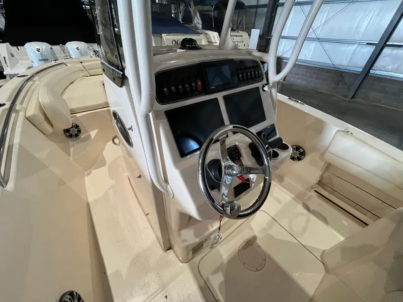 Slide: The Image of Grady-White Fisherman 236 2023 - 20