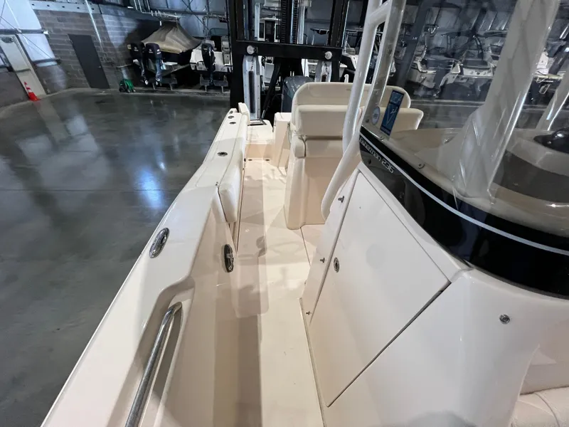 Slide: The Image of Grady-White Fisherman 236 2023 - 28