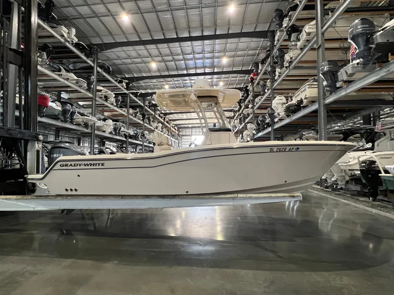 Slide: The Image of Grady-White Fisherman 236 2023 - 3