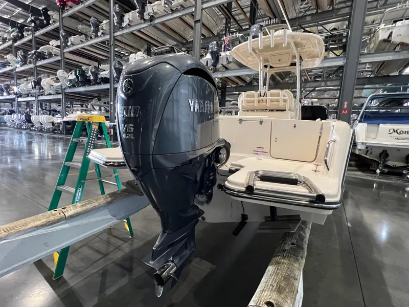 Slide: The Image of Grady-White Fisherman 236 2023 - 5