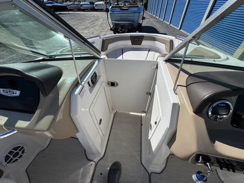 Slide: The Image of Chaparral 21 SSi OB 2021 - 34