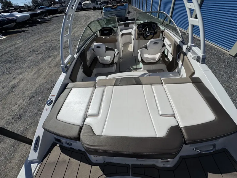 Slide: The Image of Chaparral 21 SSi OB 2021 - 8