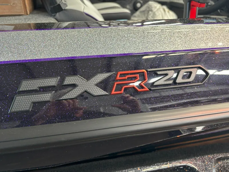 Slide: The Image of Skeeter FXR20 Limited 2025 - 22
