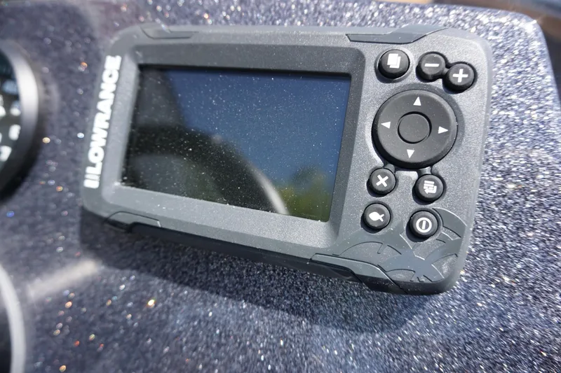 Slide: The Image of Ranger VS1665SC Includes Trailer 2025 - 11