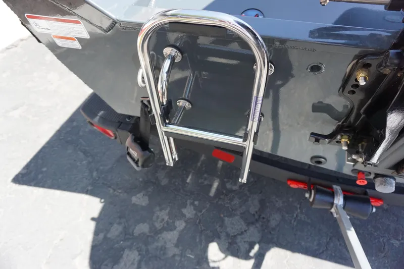 Slide: The Image of Ranger VS1665SC Includes Trailer 2025 - 14