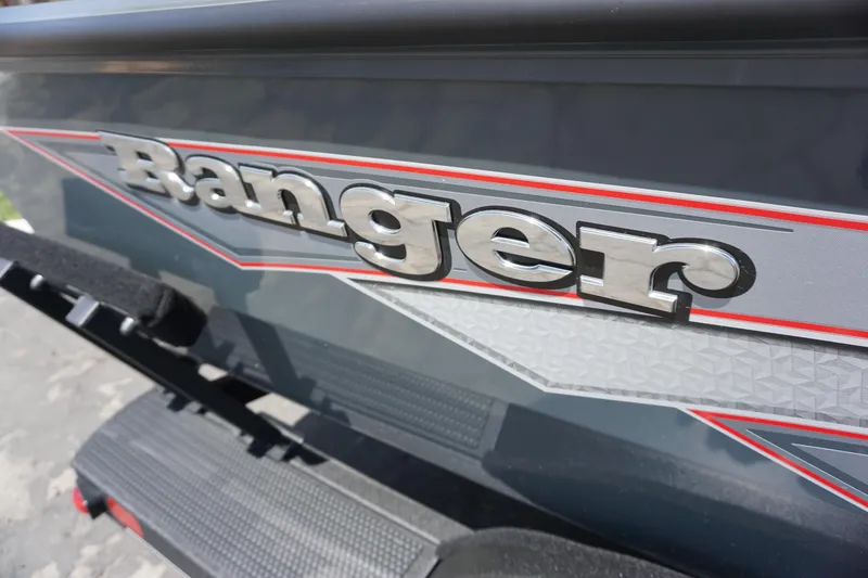 Slide: The Image of Ranger VS1665SC Includes Trailer 2025 - 19