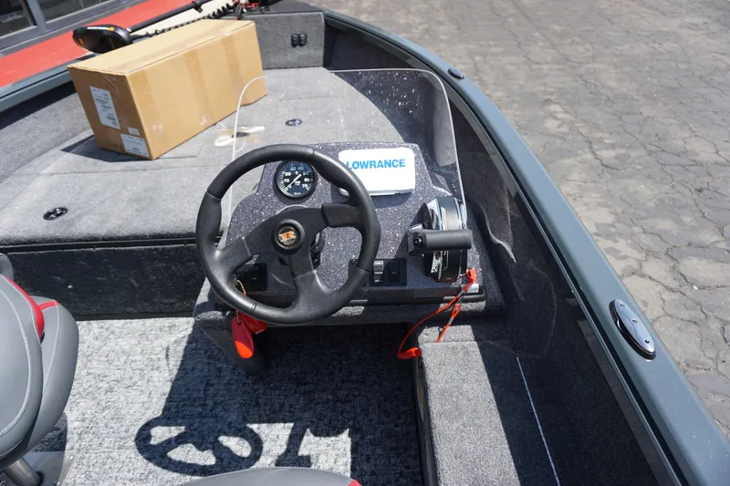 Slide: The Image of Ranger VS1665SC Includes Trailer 2025 - 4