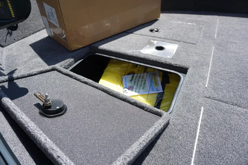 Slide: The Image of Ranger VS1665SC Includes Trailer 2025 - 7