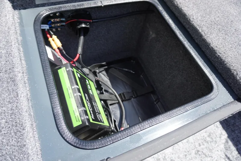 Slide: The Image of Ranger VS1665SC Includes Trailer 2025 - 8