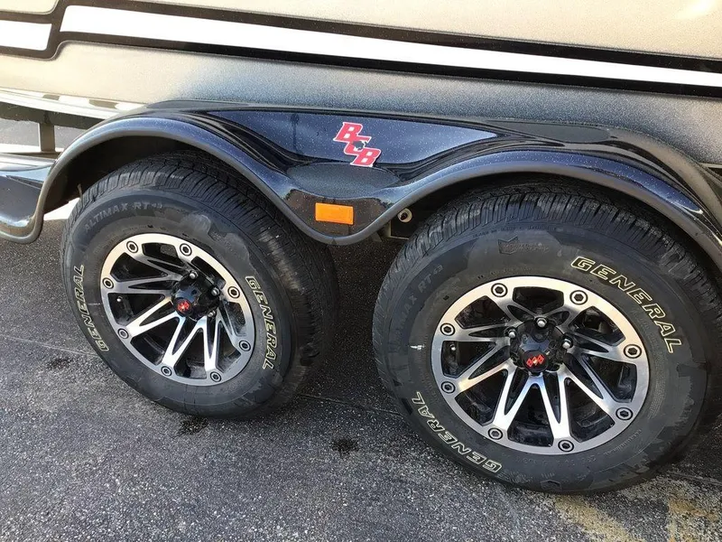 Slide: The Image of 2018 Bass Cat Panterra II trailer with General tires and stylish alloy wheels. - 32