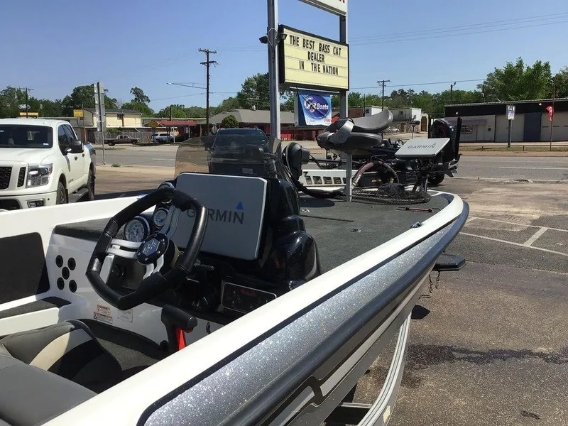 Slide: The Image of 2018 Bass Cat Panterra II boat with Garmin equipment, parked outdoors. - 41