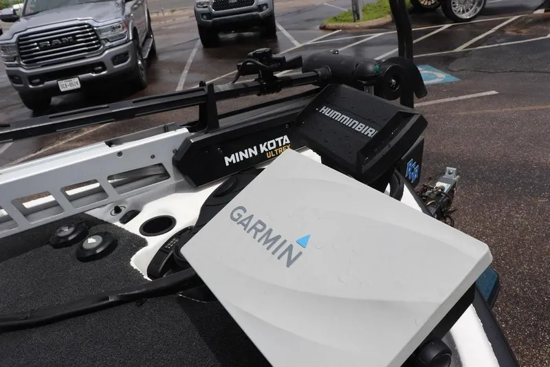 Slide: The Image of 2021 Bass Cat Pantera II boat with Garmin, Minn Kota, and Humminbird equipment. - 17