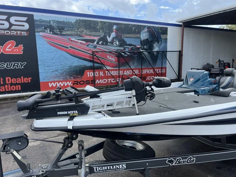 Slide: The Image of 2021 Bass Cat Pantera II boat with Minn Kota Ultrex motor at dealership. - 38
