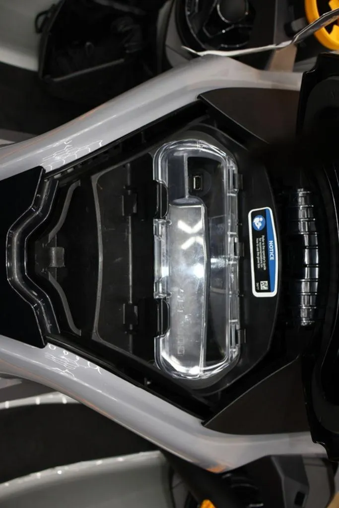 Slide: The Image of Sea-Doo FishPro Trophy 170 2025 - 24