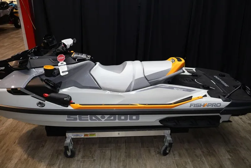 Slide: The Image of Sea-Doo FishPro Trophy 170 2025 - 3